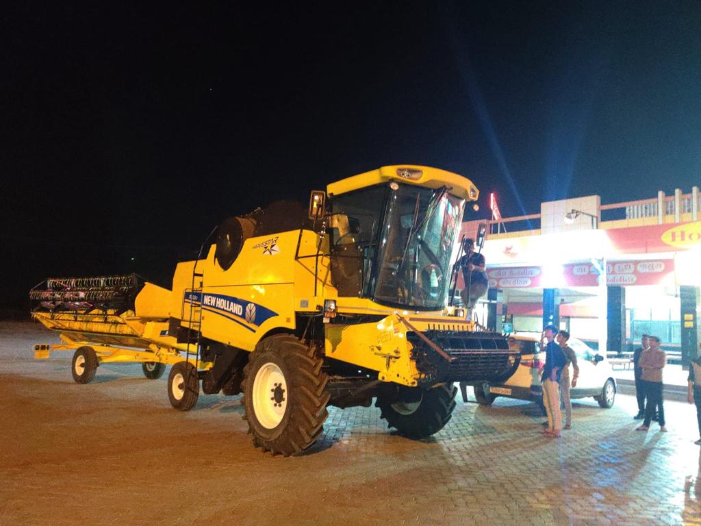  کمباین نیوهلند 5.30 گندم وذرت